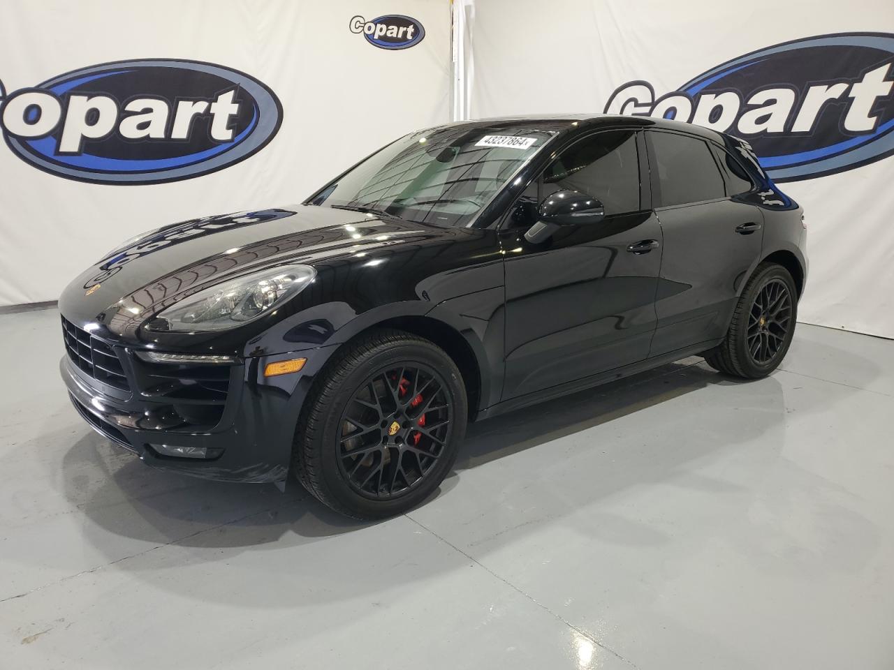 2017 PORSCHE MACAN