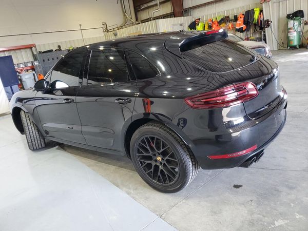 2017 PORSCHE MACAN
