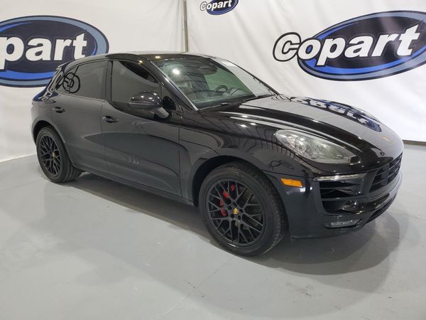 2017 PORSCHE MACAN