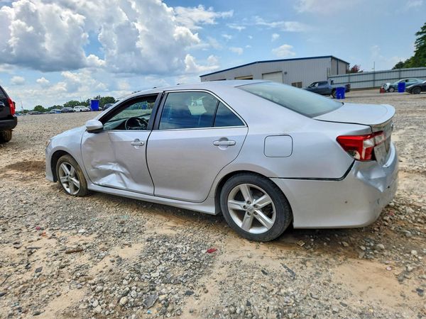 2013 TOYOTA CAMRY