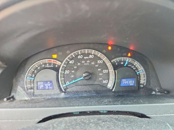 2013 TOYOTA CAMRY