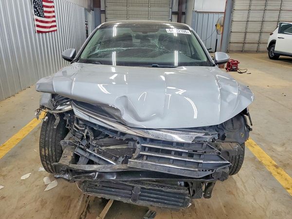 2019 VOLKSWAGEN JETTA S, SE, R-Line