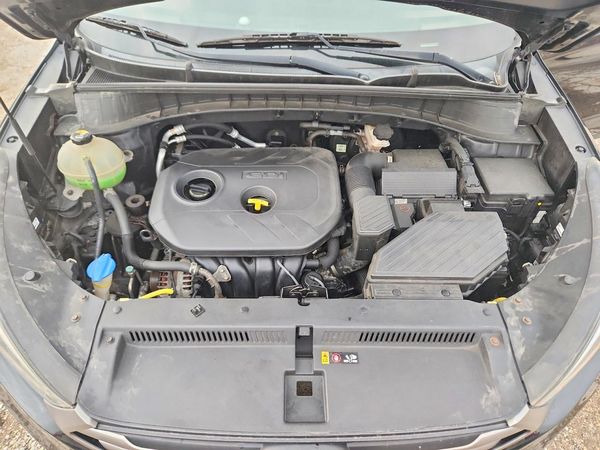 2016 HYUNDAI TUCSON