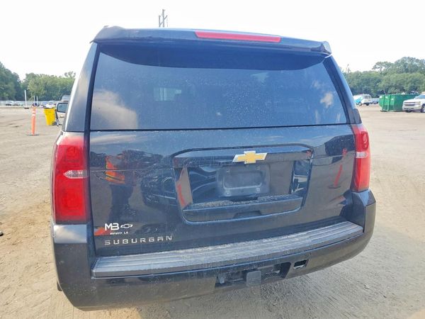 2020 CHEVROLET SUBURBAN LT