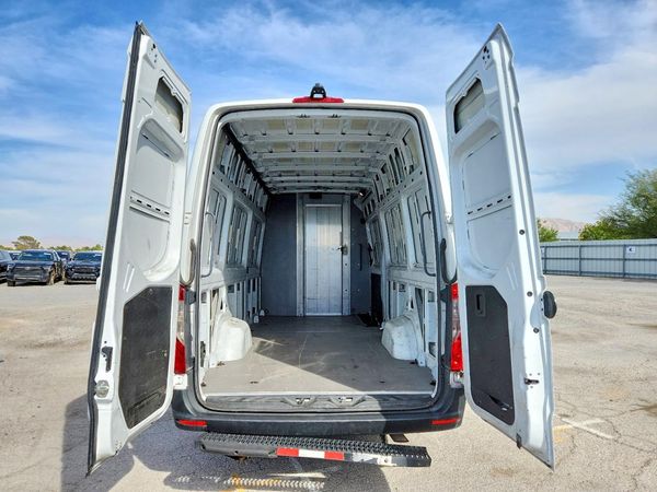 2020 MERCEDES-BENZ SPRINTER 907 (VS30)