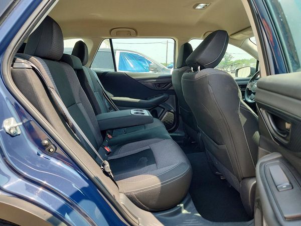 2024 SUBARU OUTBACK Base