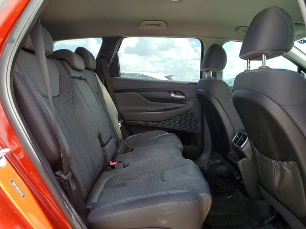 2019 HYUNDAI SANTA FE SE