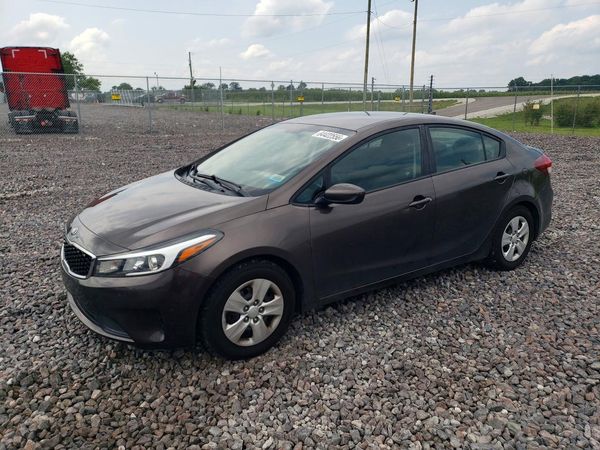 2017 KIA FORTE LX Popular, S