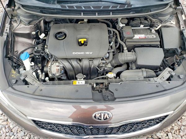 2017 KIA FORTE LX Popular, S