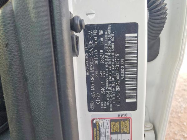 2020 KIA RIO 5-DOOR LX, S