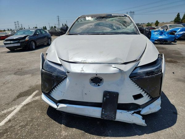 2024 LEXUS RZ 300e