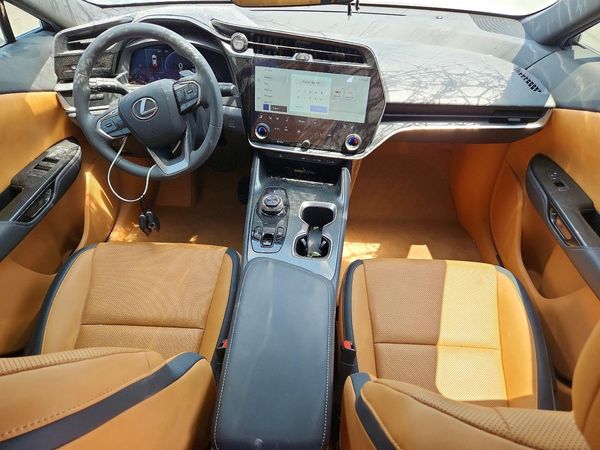 2024 LEXUS RZ 300e