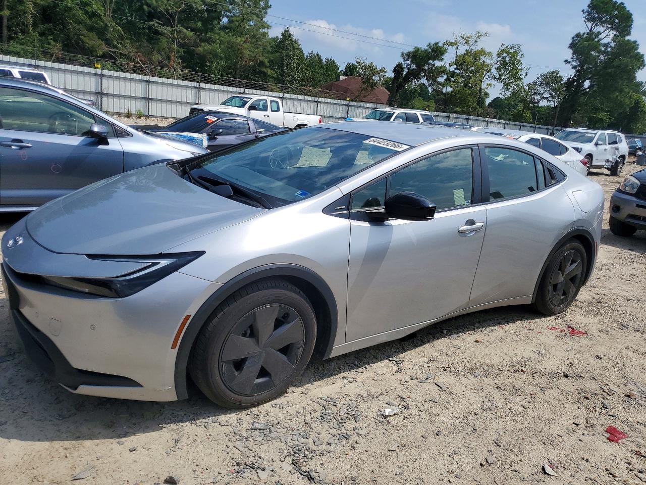 2024 TOYOTA PRIUS