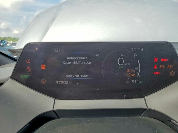 2024 TOYOTA PRIUS