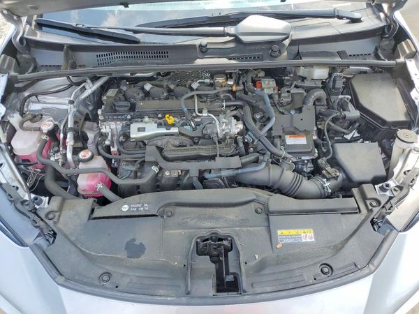 2024 TOYOTA PRIUS