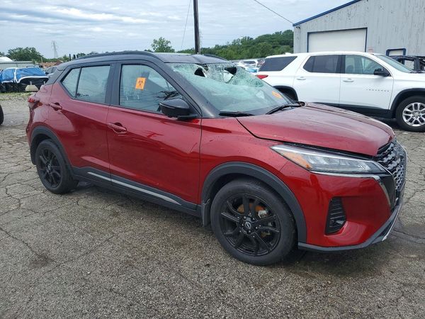 2023 NISSAN KICKS SR