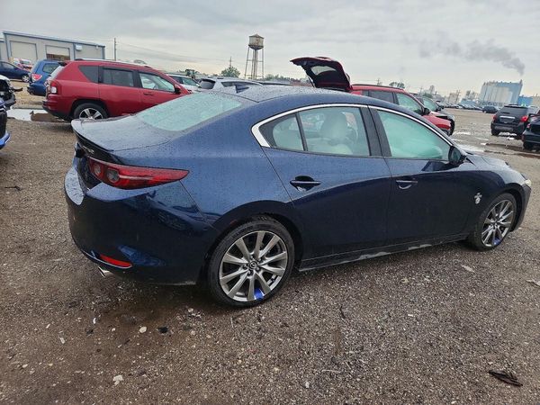 2021 MAZDA 3