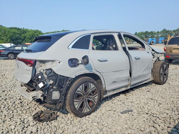 2023 MERCEDES-BENZ EQE SUV