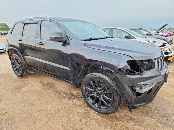 2018 JEEP GRAND CHEROKEE Laredo