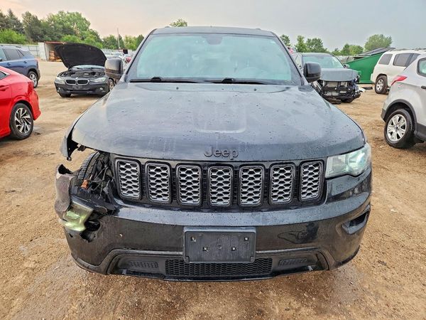 2018 JEEP GRAND CHEROKEE Laredo