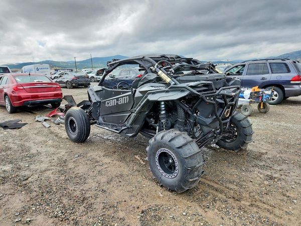 2018 CAN-AM MAVERICK X3 XRS 72