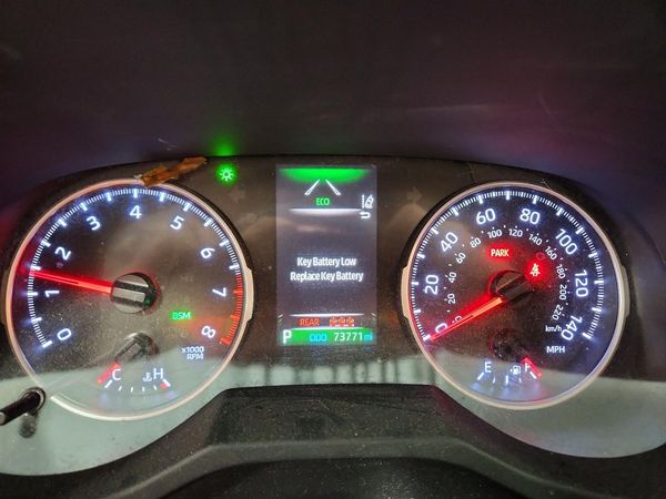 2019 TOYOTA RAV4 XLE / XLE Premium 4WD