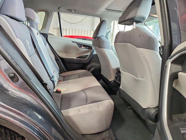 2019 TOYOTA RAV4 XLE / XLE Premium 4WD