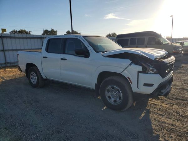 2022 NISSAN FRONTIER Crew Cab