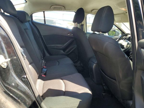 2016 MAZDA 3 Sport/GX