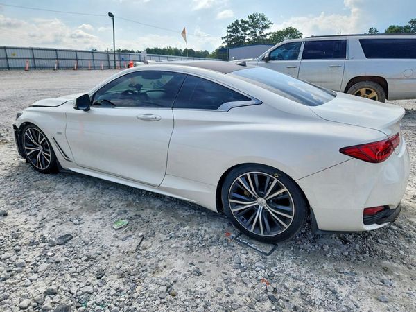 2017 INFINITI Q60