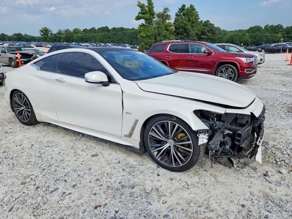 2017 INFINITI Q60