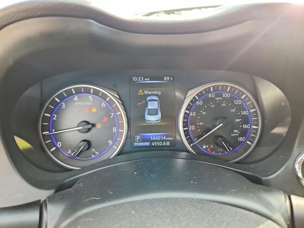 2017 INFINITI Q60