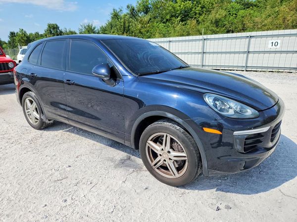 2016 PORSCHE CAYENNE