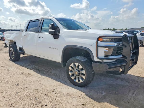 2024 CHEVROLET SILVERADO LT