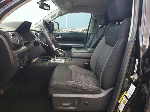 2016 TOYOTA TUNDRA SR5
