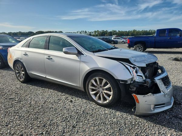 2017 CADILLAC XTS Luxury