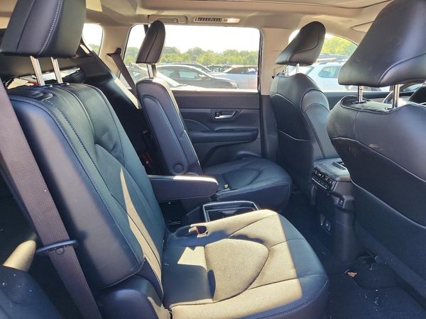 2024 TOYOTA GRAND HIGHLANDER