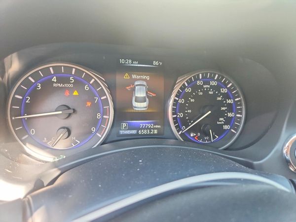 2014 INFINITI Q50
