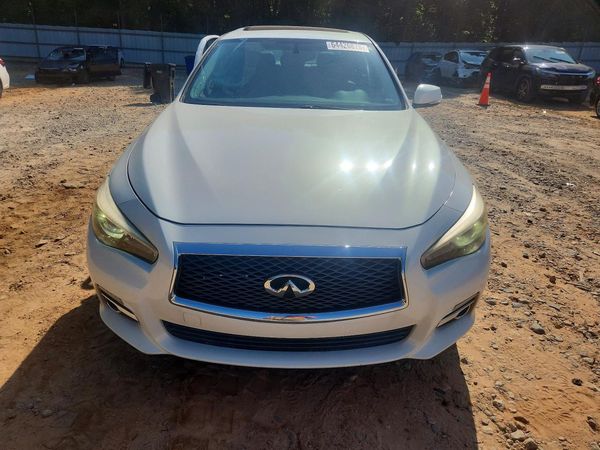 2014 INFINITI Q50