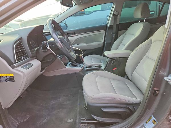 2018 HYUNDAI ELANTRA — DENT