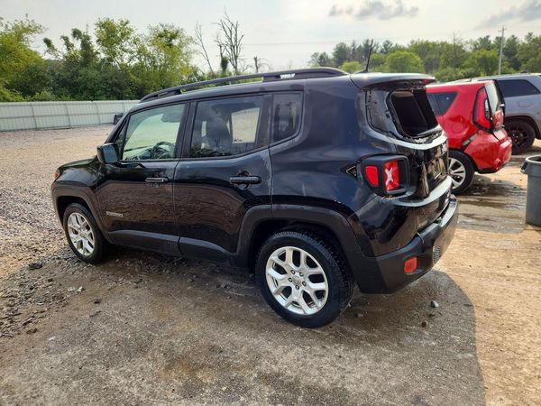 2018 JEEP RENEGADE LATITUDE 4X2
