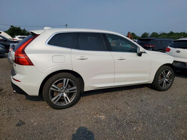 2019 VOLVO XC60 Momentum — PSRA
