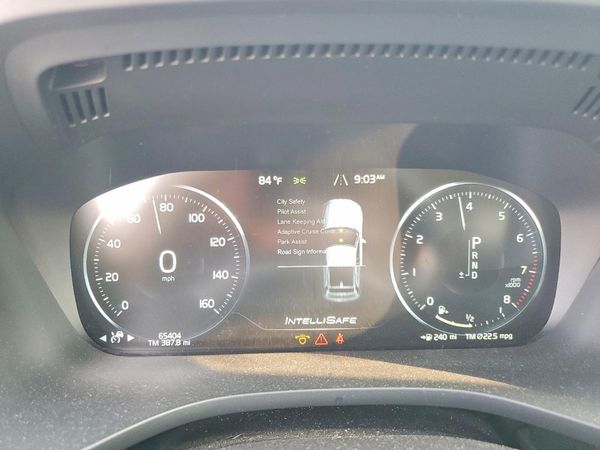 2019 VOLVO XC60 Momentum — ODOM