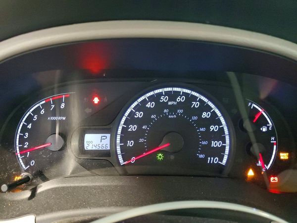 2013 TOYOTA SIENNA