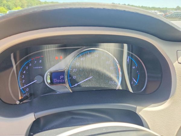 2013 TOYOTA SIENNA