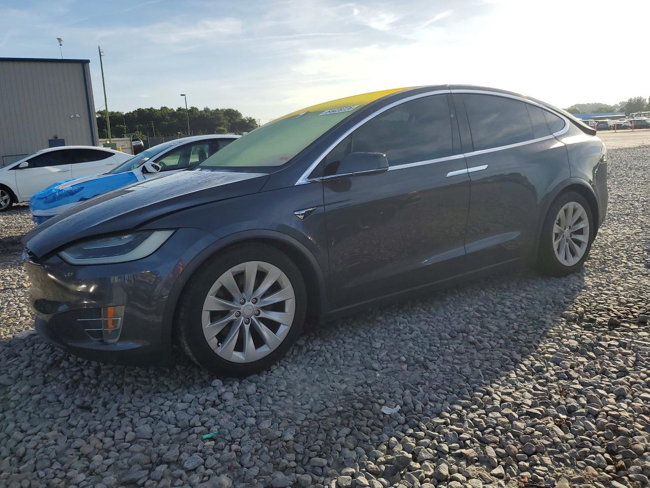 2017 TESLA MODEL X
