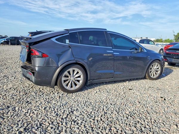 2017 TESLA MODEL X