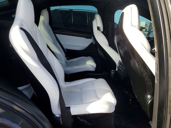 2017 TESLA MODEL X