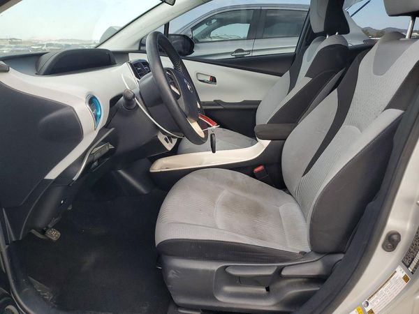 2017 TOYOTA PRIUS