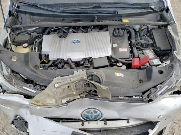 2017 TOYOTA PRIUS